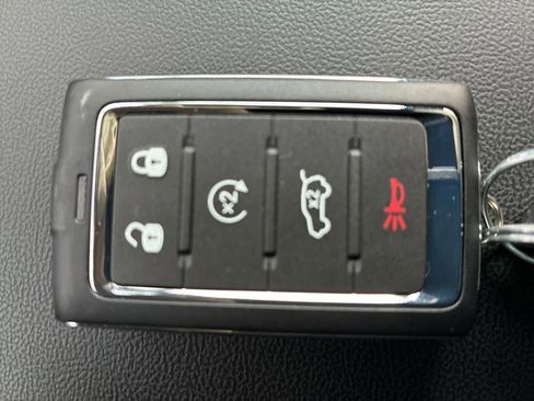 New 2026 Jeep Grand Cherokee Altitude AWD/4WD image 29