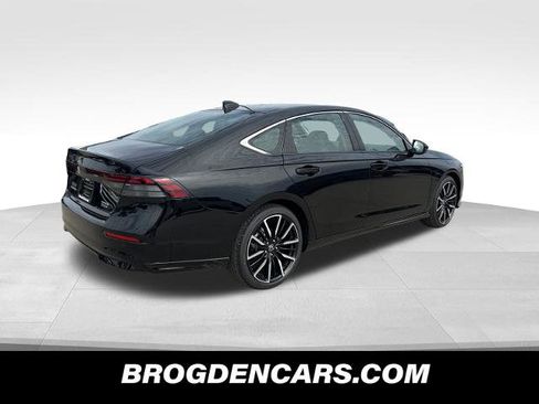 New 2025 Honda Accord Touring image 3