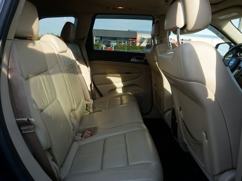 Used 2015 Jeep Grand Cherokee Limited image 22