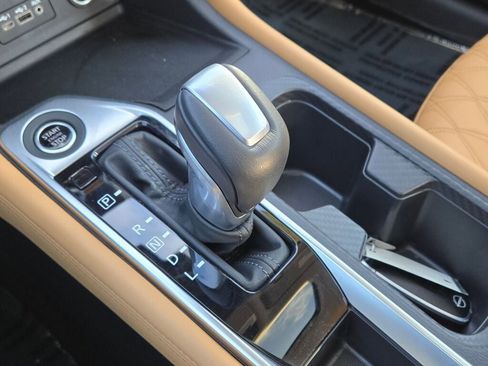 Used 2025 Nissan Sentra SV w/ SV Premium Package image 28