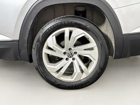 Used 2023 Volkswagen Atlas SE w/ Panoramic Sunroof Package AWD/4WD image 29