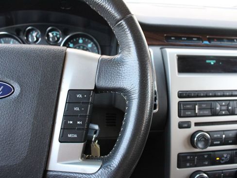 Used 2009 Ford Flex SEL AWD/4WD image 11