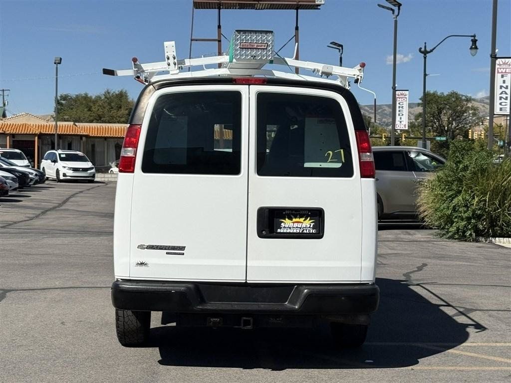 Used 2015 Chevrolet Express 2500 RWD image 6