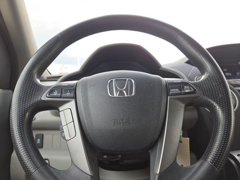 Used 2015 Honda Pilot SE image 25