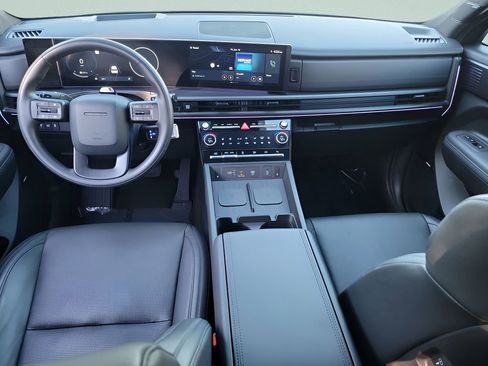 Used 2025 Hyundai Santa Fe Calligraphy image 18
