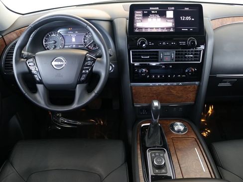 Used 2024 Nissan Armada SL image 20