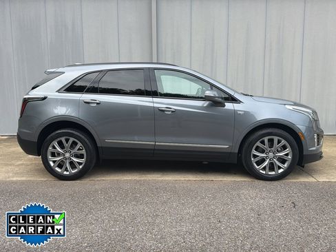 Used 2020 Cadillac XT5 Sportv w/ Platinum Package AWD/4WD image 2