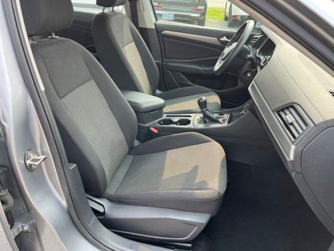 Used 2020 Volkswagen Jetta S w/ Driver Assistance Package FWD image 18