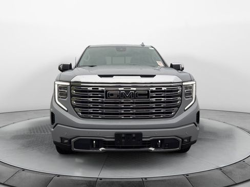 Used 2025 GMC Sierra 1500 Denali w/ Denali Reserve Package AWD/4WD image 7