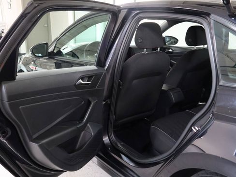 Used 2019 Volkswagen Jetta GLI FWD image 18