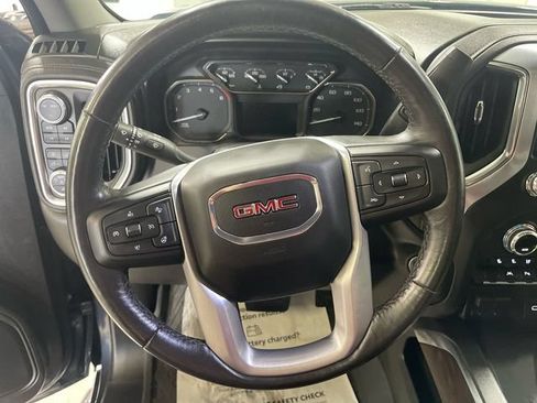 Used 2022 GMC Sierra 1500 SLT w/ SLT Premium Plus Package AWD/4WD image 14