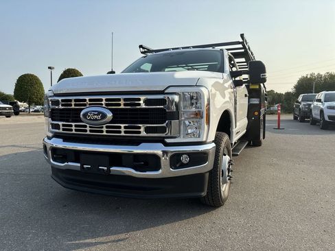 New 2024 Ford F350 XL w/ Snow Plow Prep Package AWD/4WD image 25
