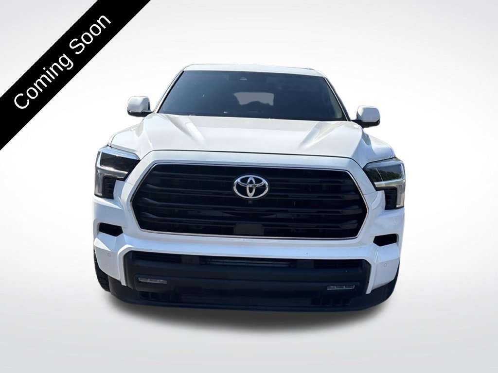 Used 2024 Toyota Sequoia SR5 w/ SR5 Premium Package AWD/4WD image 2