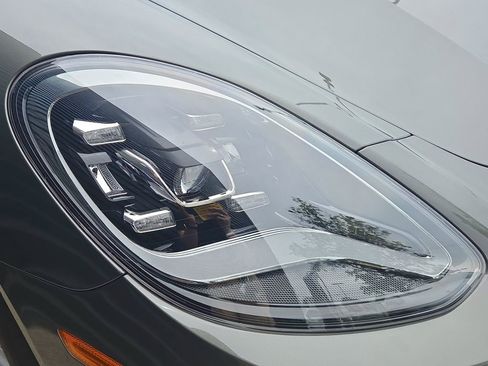 Certified 2022 Porsche Panamera 4S AWD/4WD image 24