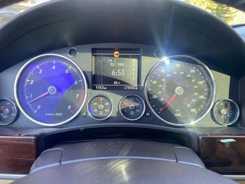 Used 2005 Volkswagen Touareg V8 image 28