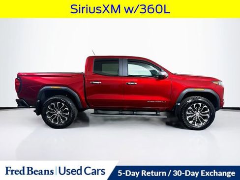 Used 2025 GMC Canyon Denali AWD/4WD image 10