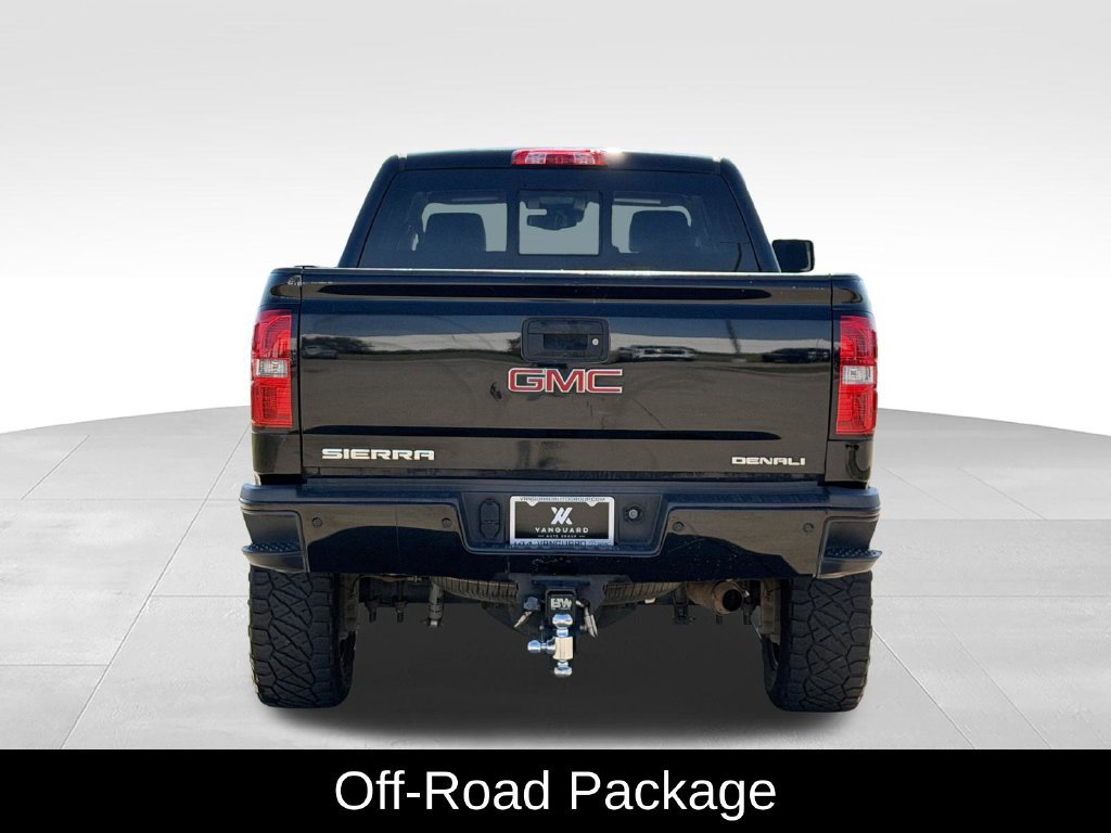 Used 2018 GMC Sierra 2500 Denali w/ Duramax Plus Package AWD/4WD image 7