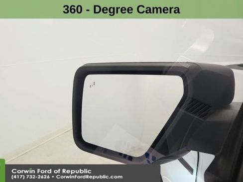Used 2023 Ford F150 Lightning XLT AWD/4WD image 12
