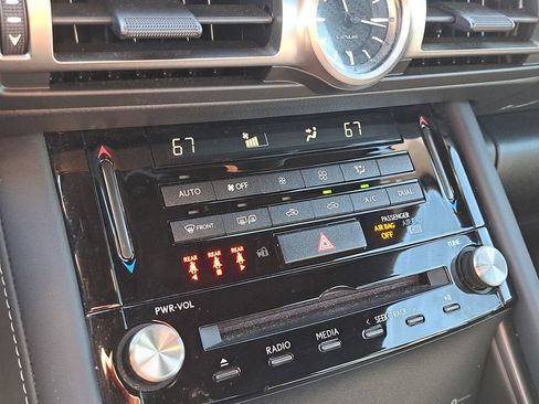 Used 2021 Lexus IS 350 F Sport image 22