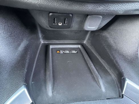 Used 2023 Chevrolet Traverse LT AWD/4WD image 30