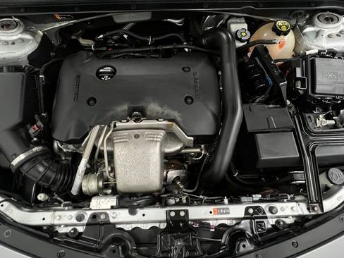 Used 2017 Chevrolet Malibu Premier w/ Premier Sun and Wheel Package image 14