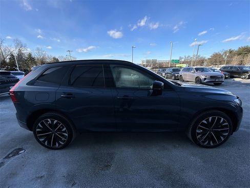 New 2026 Volvo XC60 T8 Ultra w/ Climate Package image 9