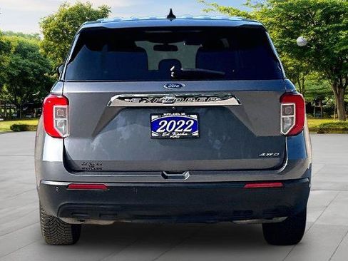 Certified 2022 Ford Explorer 4WD image 4