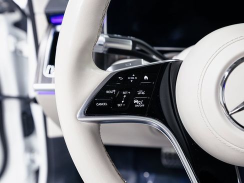 Certified 2022 Mercedes-Benz S 580 4MATIC Sedan image 11