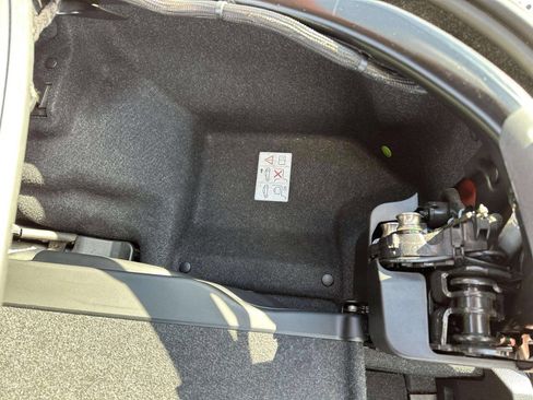 Used 2014 BMW 428i xDrive Convertible image 9