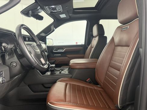 Used 2025 GMC Sierra 1500 Denali Ultimate AWD/4WD image 18