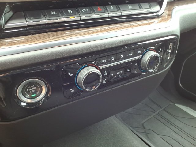 Used 2022 Chevrolet Silverado 1500 LT AWD/4WD image 30
