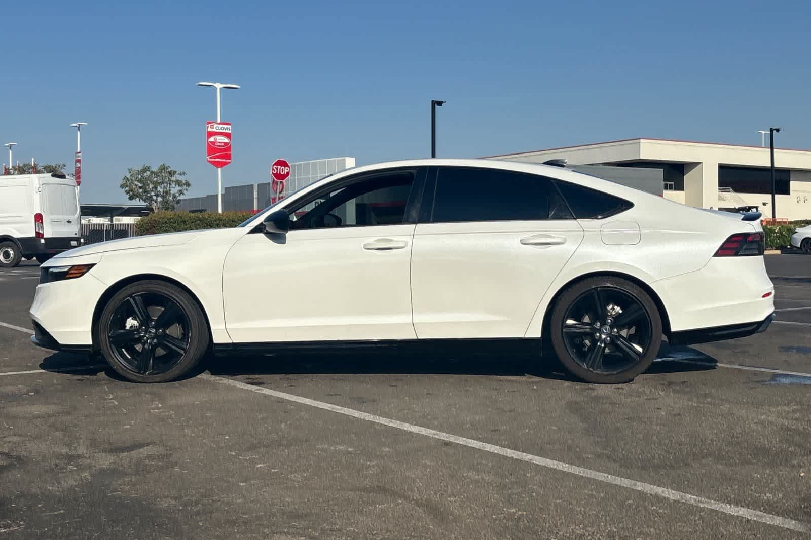 Used 2025 Honda Accord Sport image 6