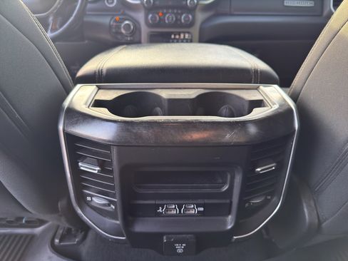 Used 2019 RAM 1500 Big Horn image 31