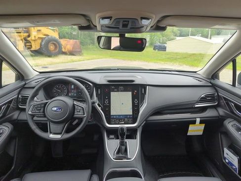 Used 2025 Subaru Outback Limited XT image 17