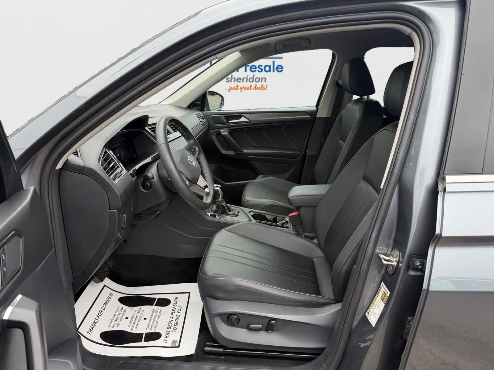 Used 2023 Volkswagen Tiguan SE FWD image 10