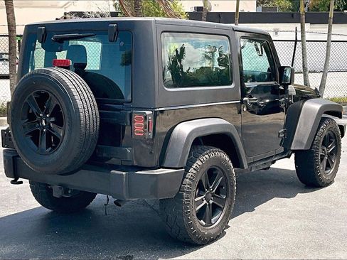 Used 2012 Jeep Wrangler Sport AWD/4WD image 6