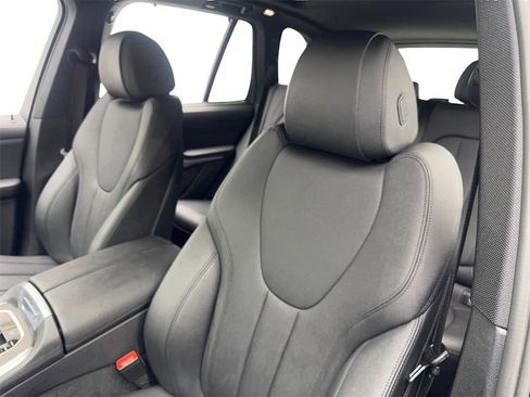 Used 2021 BMW X5 sDrive40i w/ Convenience Package image 27