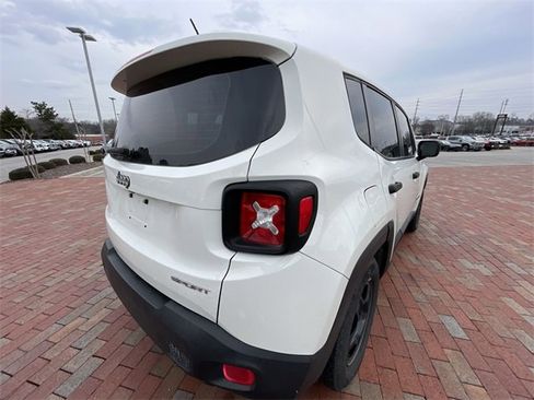 Used 2016 Jeep Renegade Sport w/ Power & Air Group image 16