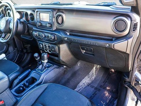 Used 2020 Jeep Wrangler Unlimited Sport image 24