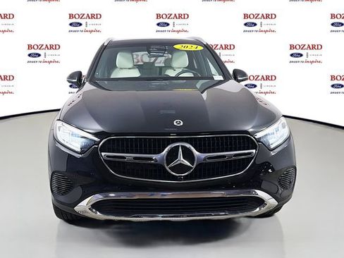 Used 2024 Mercedes-Benz GLC 300 4MATIC image 2