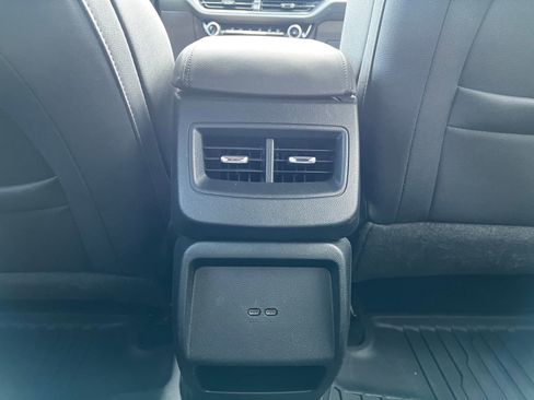 Used 2025 Chevrolet Equinox EV RS image 9