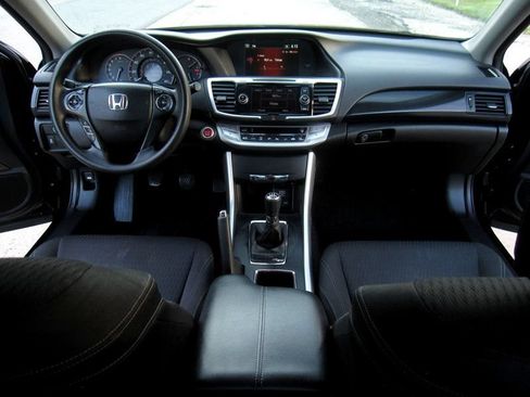 Used 2015 Honda Accord EX image 20