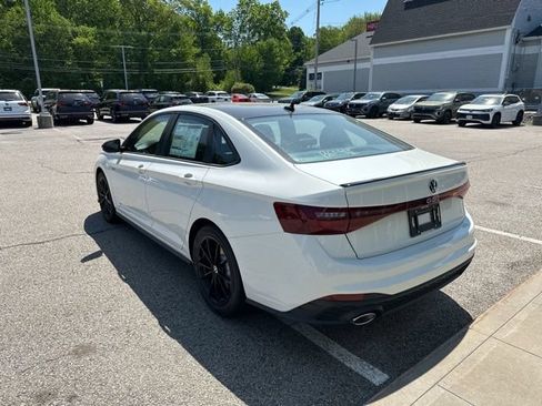 New 2026 Volkswagen Jetta GLI Autobahn FWD image 5
