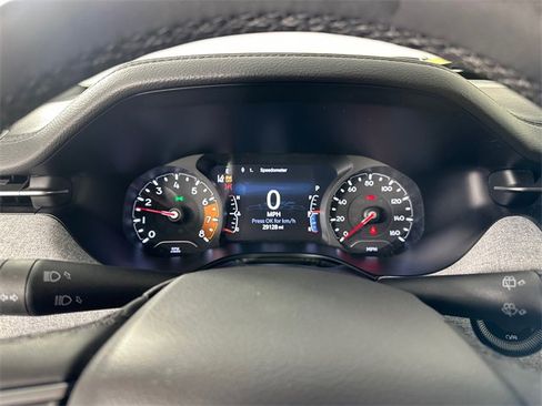 Used 2024 Jeep Compass Latitude image 24