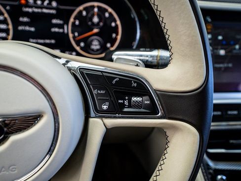 Used 2020 Bentley Flying Spur W12 image 43