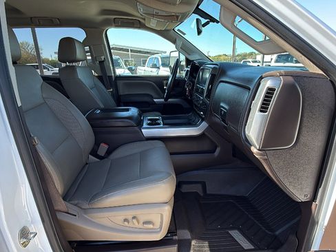 Used 2018 Chevrolet Silverado 2500 LTZ w/ Duramax Plus Package image 28