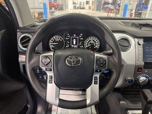 Used 2020 Toyota Tundra SR5 w/ SR5 Upgrade Package AWD/4WD image 28