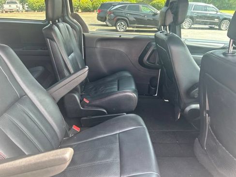 Used 2019 Dodge Grand Caravan GT FWD image 8