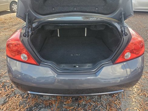 Used 2012 Nissan Altima 3.5 SR w/ Technology Pkg image 18