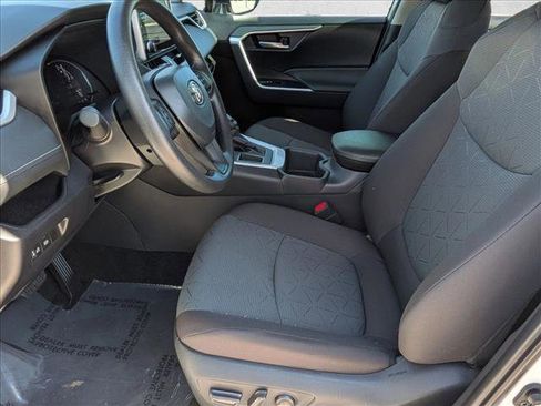 Certified 2025 Toyota RAV4 XLE FWD image 16